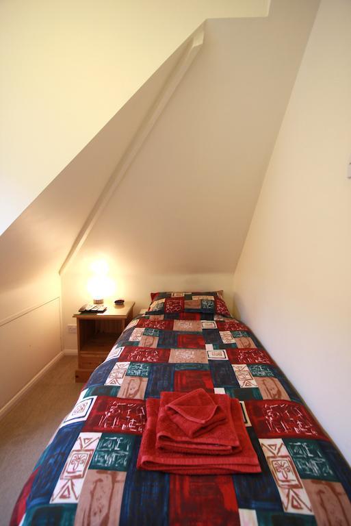 Abacus Bed And Breakfast, Blackwater, Hampshire Camberley Habitación foto
